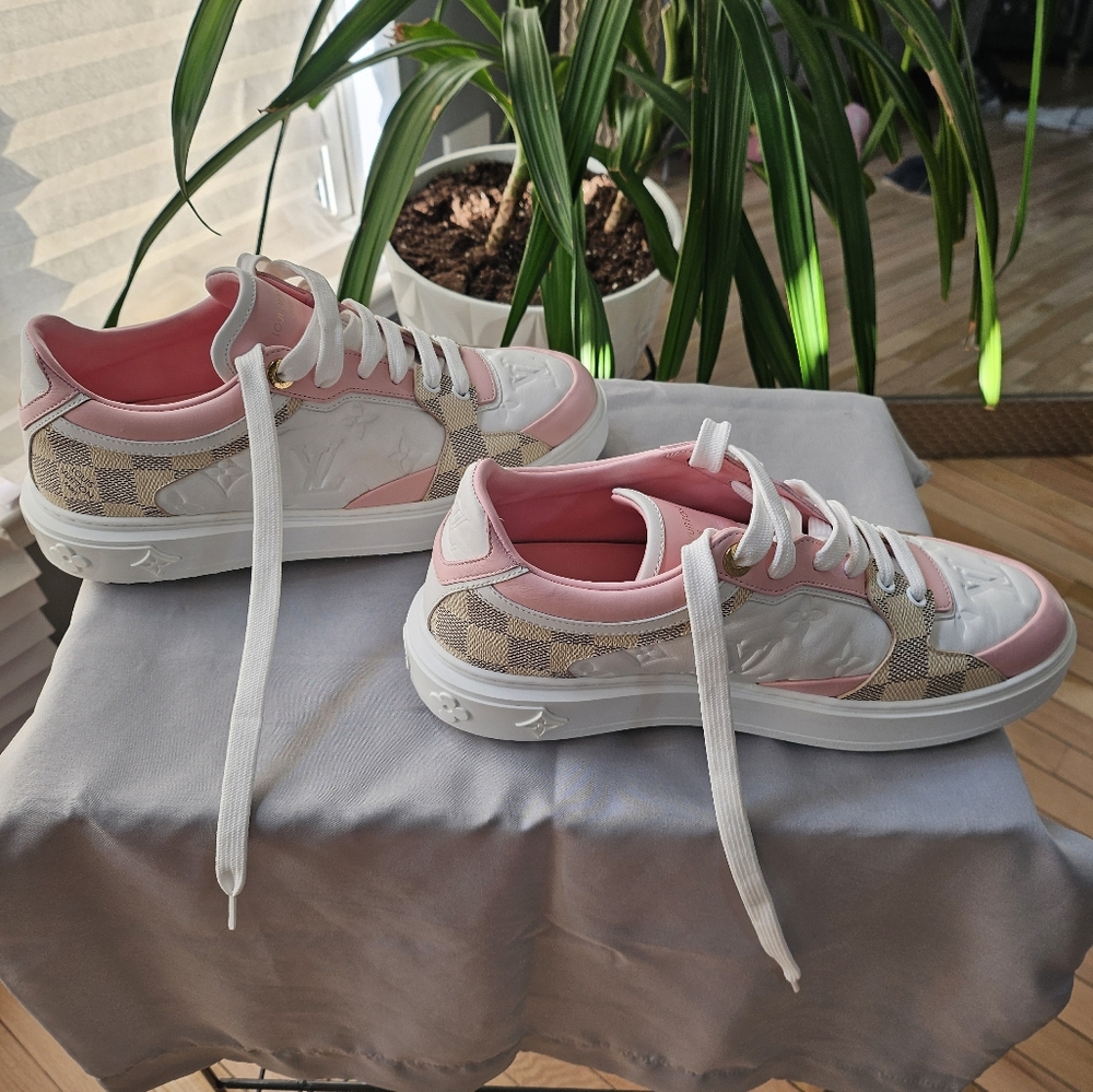 Louis Vuitton Monogram Embossed Calfskin Damier Azur Time Out Sneakers 40 Pink
